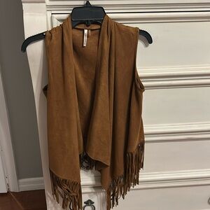 Suede vest small with fringe